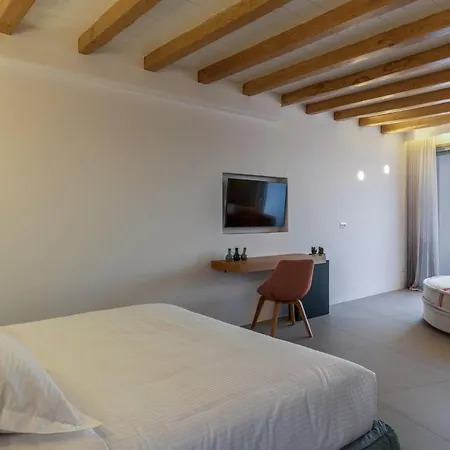 Splendid Mykonos Luxury & Villa *