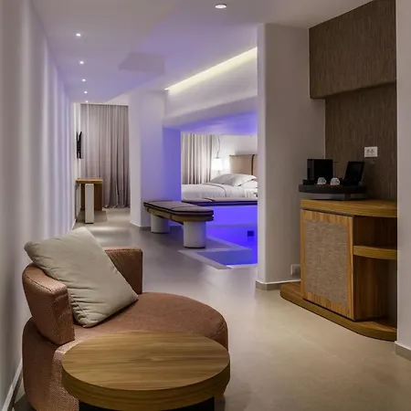 Splendid Mykonos Luxury & Villa Mykonos Town