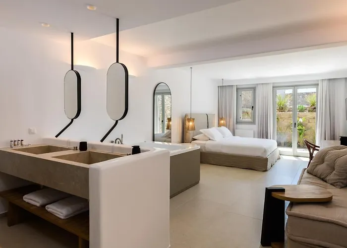 Splendid Mykonos Luxury & Villa Mykonos Town