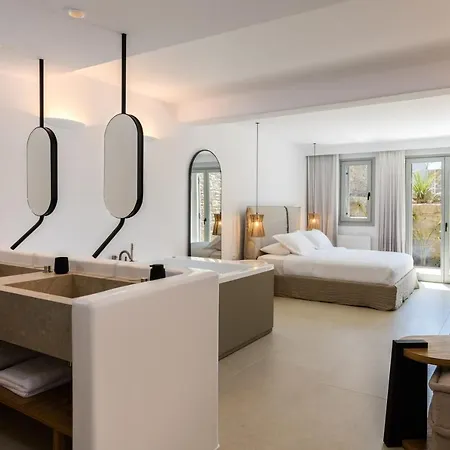 Splendid Mykonos Luxury & Villa Mykonos Town